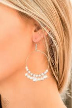 Load image into Gallery viewer, The Pearl-fectionist White Earrings