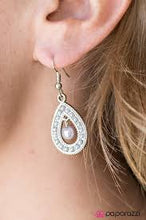 Load image into Gallery viewer, Timeless Tradition White Earrings