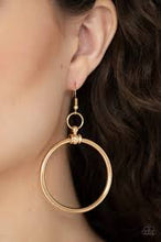 Load image into Gallery viewer, Total Focus Gold Earrings