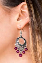 Load image into Gallery viewer, Uncatchable Purple Earrings