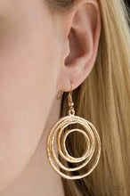 Load image into Gallery viewer, Very Vertigo Gold Earrings