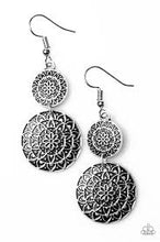 Load image into Gallery viewer, Wildflower Groves Silver Earrings