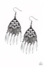 Load image into Gallery viewer, Wolf Den Black Earrings