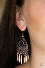 Load image into Gallery viewer, Wolf Den Copper Earrings