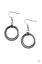 Load image into Gallery viewer, The Gleam of My Dreams Black Earrings
