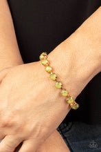 Load image into Gallery viewer, Dreamy Debutante Green Bracelet