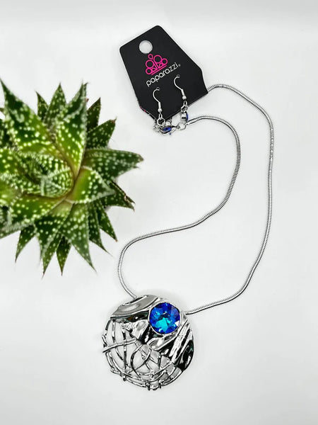 Lush Lattice Blue Necklace