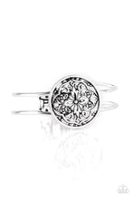 Load image into Gallery viewer, Mandala Majesty Silver Hinged Bracelet