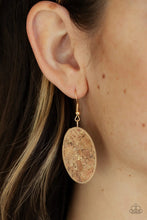 Load image into Gallery viewer, Nature’s Finest Gold Cork Necklace