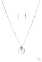 Load image into Gallery viewer, Coastal Couture Silver Necklace