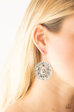Choose To Sparkle Green Earrings
