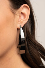 Load image into Gallery viewer, Underestimated Edge Black Earrings