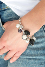 Load image into Gallery viewer, Love Doves Black Bracelet