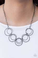 Load image into Gallery viewer, Circle de Soleil Black Necklace