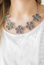 Load image into Gallery viewer, No Common Daisy Silver Necklace