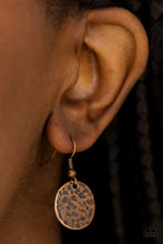 Load image into Gallery viewer, Treasure HUNTRESS Copper Necklace