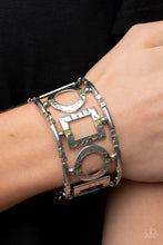 Load image into Gallery viewer, Framed and Fabulous Green Bracelet