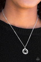 Load image into Gallery viewer, Change of Heart throb White Necklace