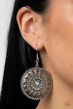 Load image into Gallery viewer, Spellbinding Botanicals Blue Earrings