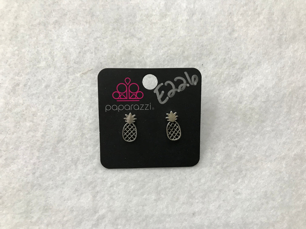 Starlet Shimmer Pineapple w/weave post earrings #226