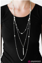 Load image into Gallery viewer, Mermaid Marina White Necklace