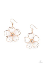Load image into Gallery viewer, Petal Power Gold Earrings