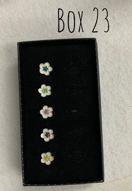 Starlet Shimmer Daisy w/Gems Rings Box 23