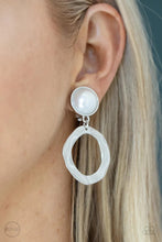Load image into Gallery viewer, Vintage Veracity Silver Clip On Earrings