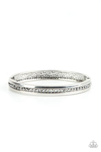 Load image into Gallery viewer, Urban Reign Silver Hinged Bracelet