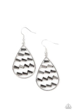 Load image into Gallery viewer, Glitzy Grit Silver Earrings