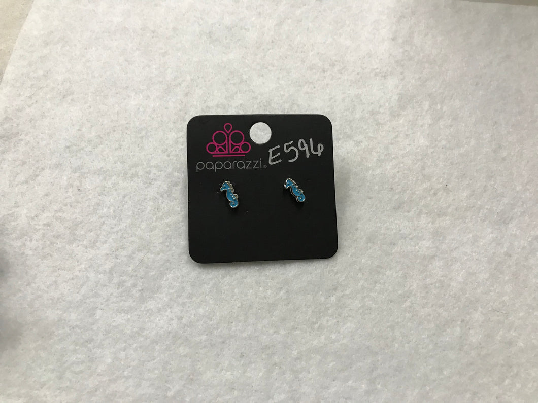 Starlet Shimmer Seahorse Post Earrings #596