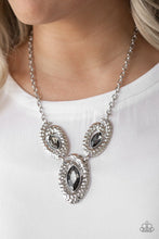 Load image into Gallery viewer, Metro Mystic Silver Necklace