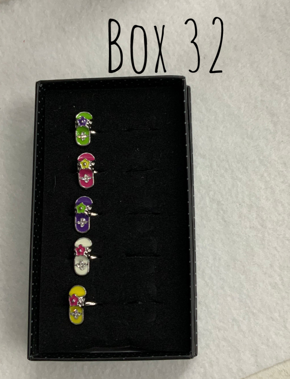 Starlet Shimmer Flip Flops Rings Box 32