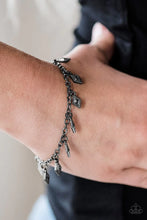 Load image into Gallery viewer, Diamond Dunes Black Bracelet