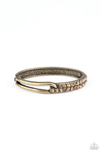 Load image into Gallery viewer, Freeze Brass Hinged Bracelet