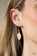 Load image into Gallery viewer, Rustic Smolder Gold Necklace
