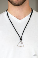 Load image into Gallery viewer, Terra Traverse Black Urban Necklace