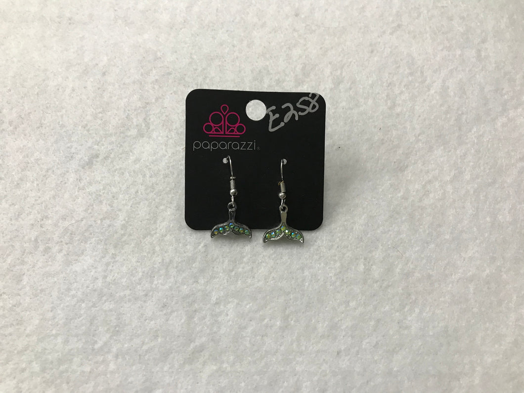 Starlet Shimmer Mermaid Tails Blingy Green Earrings #258