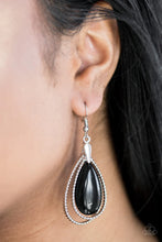 Load image into Gallery viewer, Spring Splendor Black Earrings