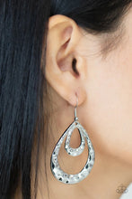 Load image into Gallery viewer, Museum Muse Silver Earrings