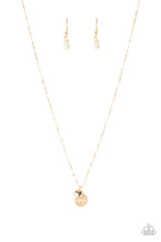 Load image into Gallery viewer, World’s Best Mom Gold Necklace