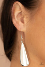 Load image into Gallery viewer, The Drop Off Silver Earrings