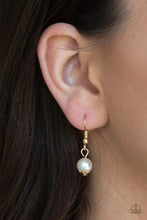 Load image into Gallery viewer, Tour de Demure Gold Necklace