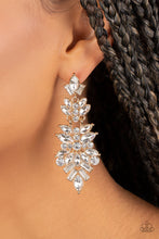 Load image into Gallery viewer, Frozen Fairytale Gold Post Earrings