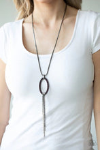 Load image into Gallery viewer, Head Oval Heels Purple Necklace