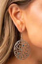 Load image into Gallery viewer, Meadow Maiden Blue Earrings