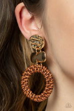 Load image into Gallery viewer, Woven Whimsicality Gold Earrings
