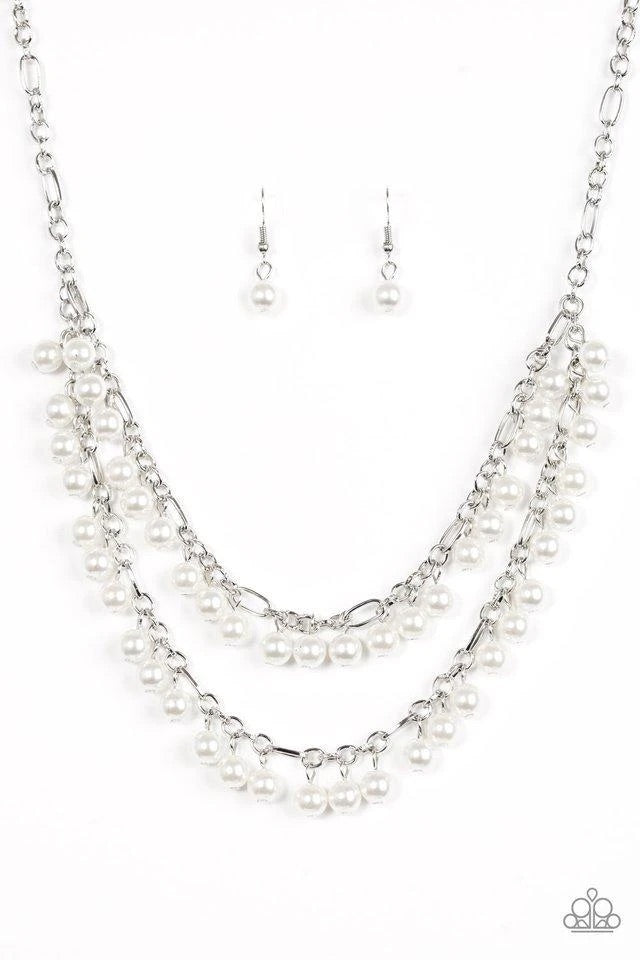 Beauty Shop Fashion White Necklace