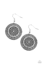 Load image into Gallery viewer, Fairytale Finale White Earrings