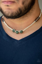 Load image into Gallery viewer, Stonemason Style Green Urban Necklace
